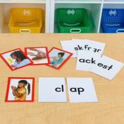 Blends and Digraphs Pocket Chart Tent And Cards Kit - 1 pocket chart, 115 cards