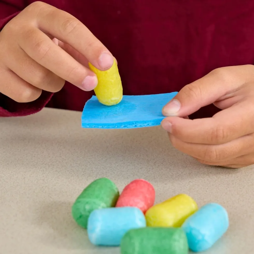 Colorations® 3D Building Puffs - 2400 Pieces