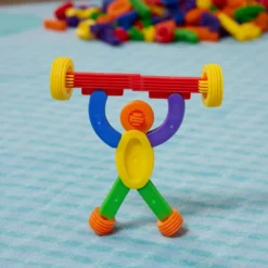 Excellerations® Creative Connectors - 168 Interlocking Pieces & 10 Activity Cards