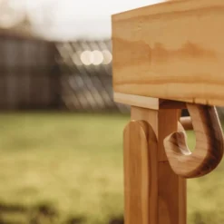 Explore Nook™ Giant Cable Machine