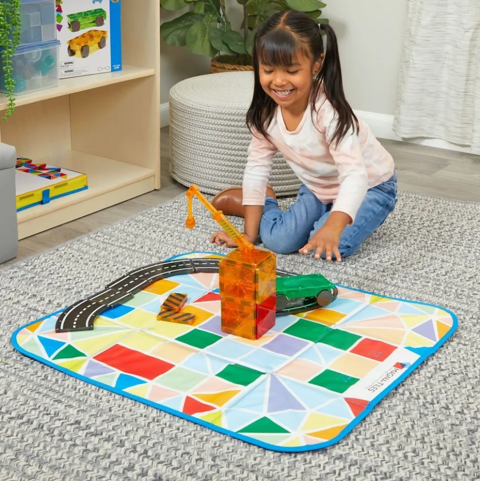 MAGNA-TILES® Storage Bin & Interactive Play-Mat