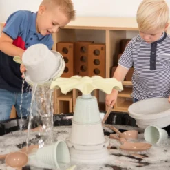 Sand and Water Kit - 21 Pieces